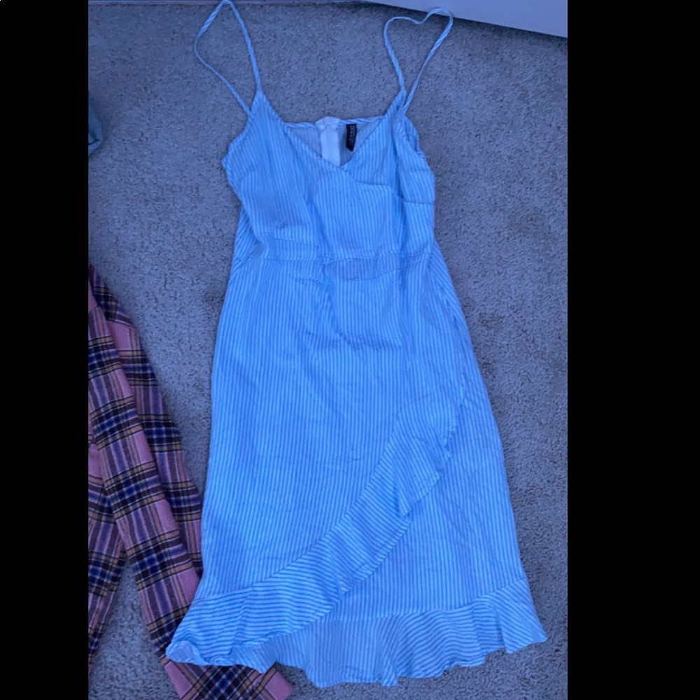 blue dress